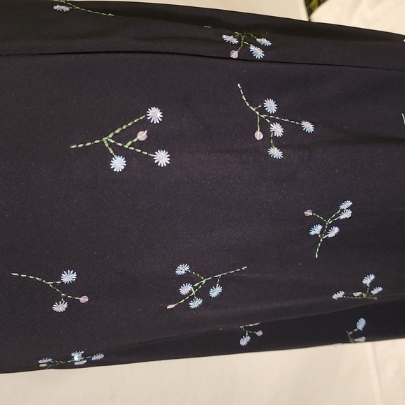 BCBGMaxAzria Sequin Embroidered Skirt - Picture 11 of 14